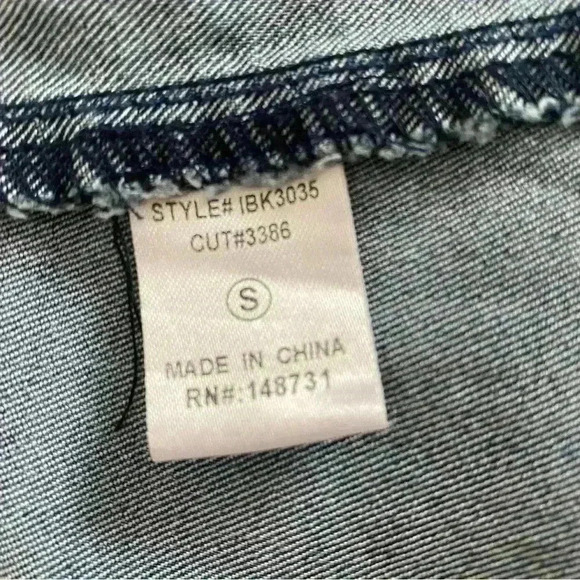 Blue Blush Mini Jean skirt - Picture 10 of 10